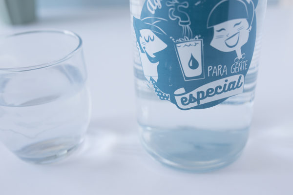 Pax 12 botellas de Aeopas/Solidaridad Internacional - Imagen 6